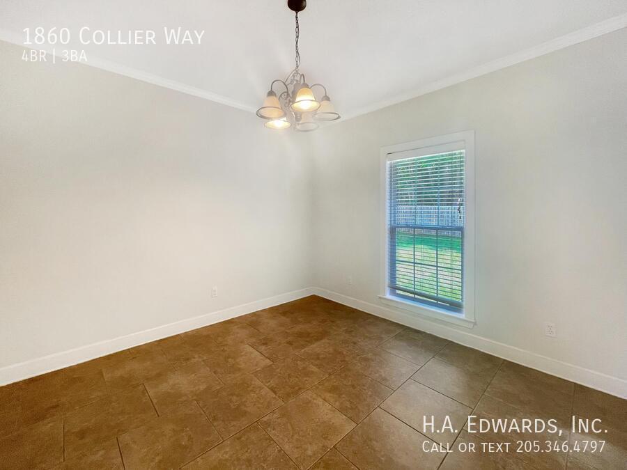 1860 Collier Way property image