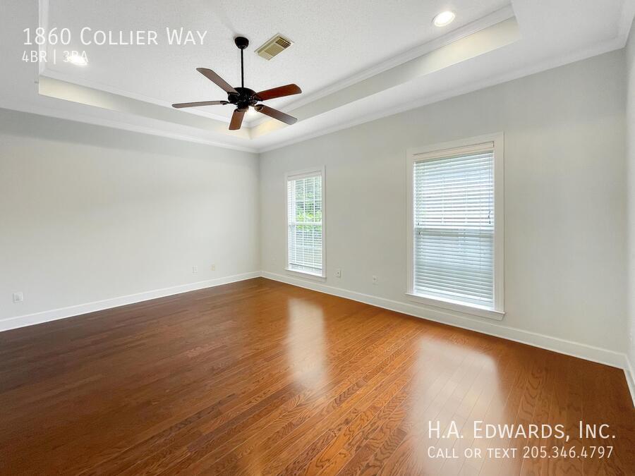 1860 Collier Way property image