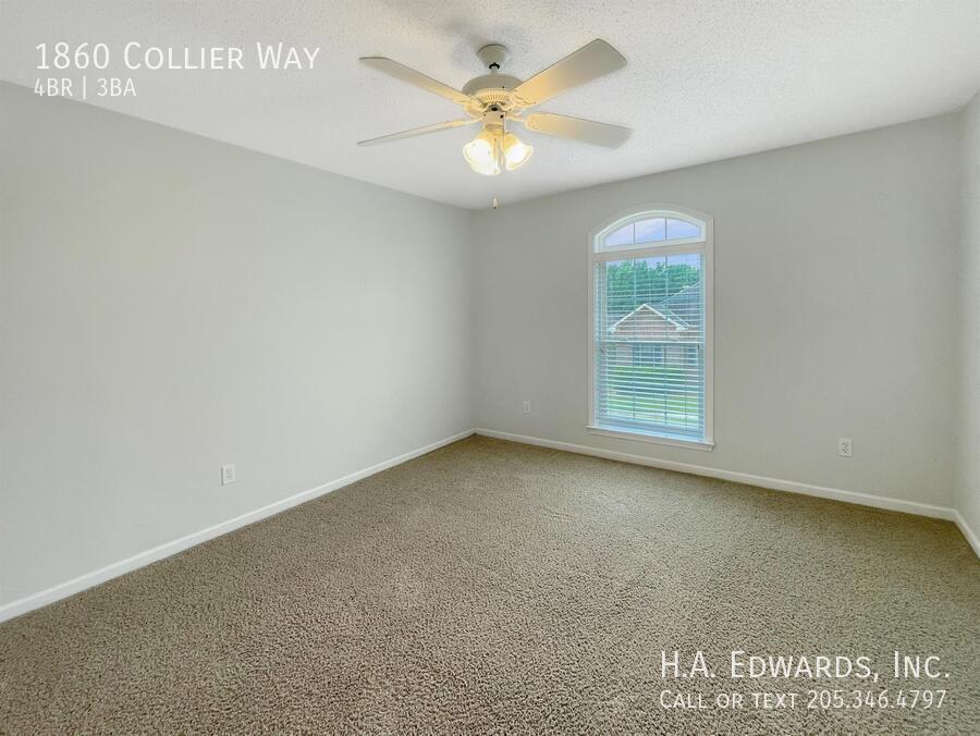 1860 Collier Way property image
