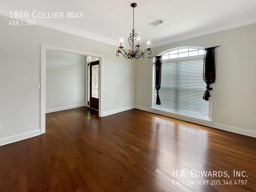 1860 Collier Way property image