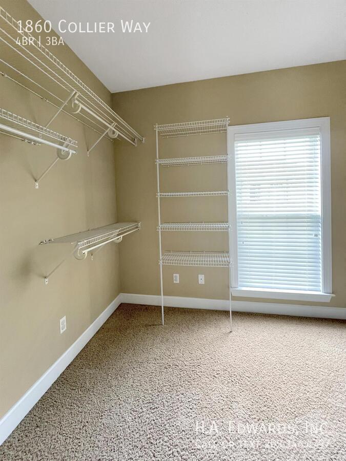 1860 Collier Way property image