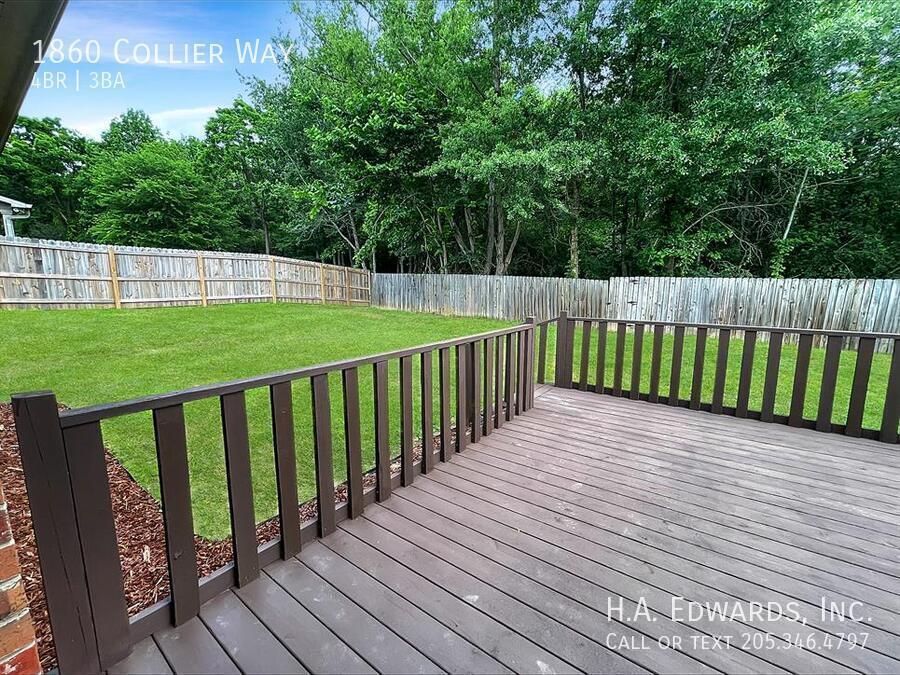 1860 Collier Way property image