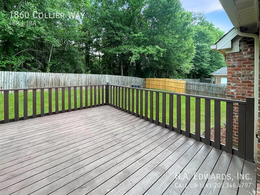 1860 Collier Way property image