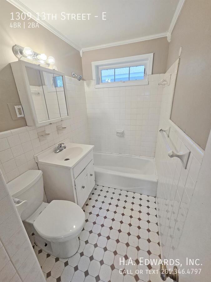 1309 13th Street property image