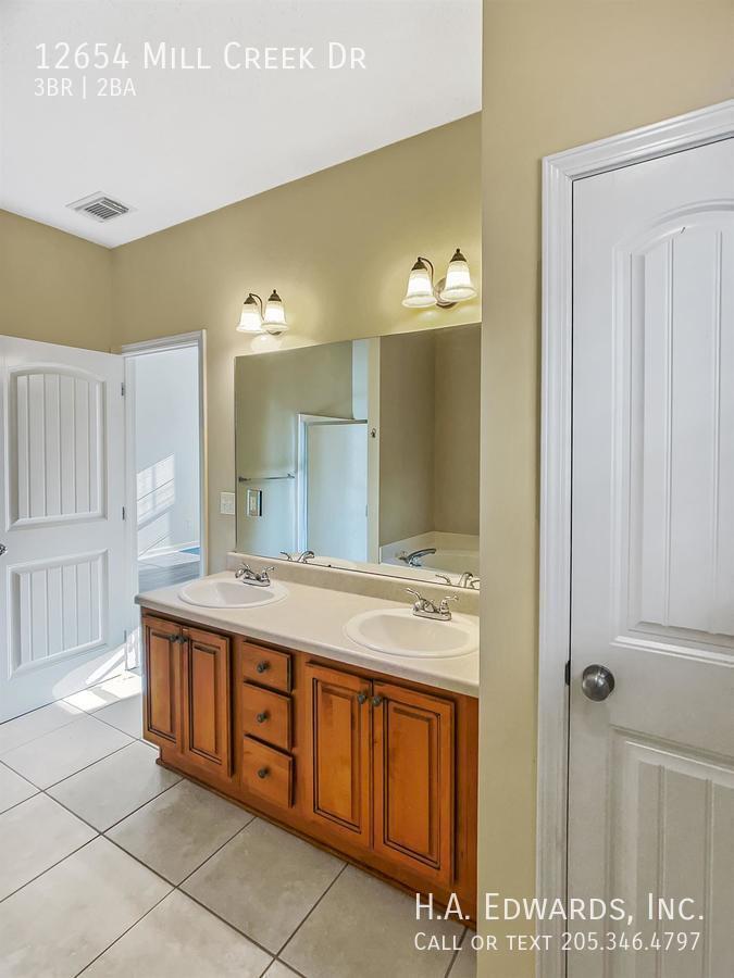 12654 Mill Creek Drive property image