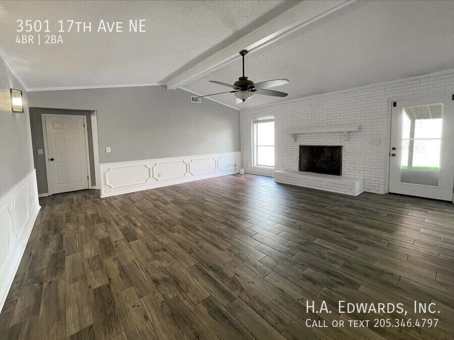 3501 17th Ave NE property image