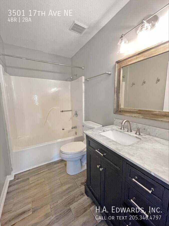 3501 17th Ave NE property image