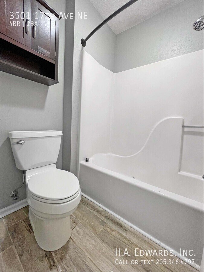 3501 17th Ave NE property image