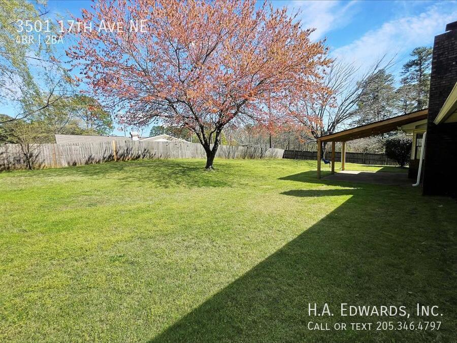 3501 17th Ave NE property image