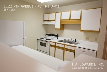 The Oaks Apartments property image