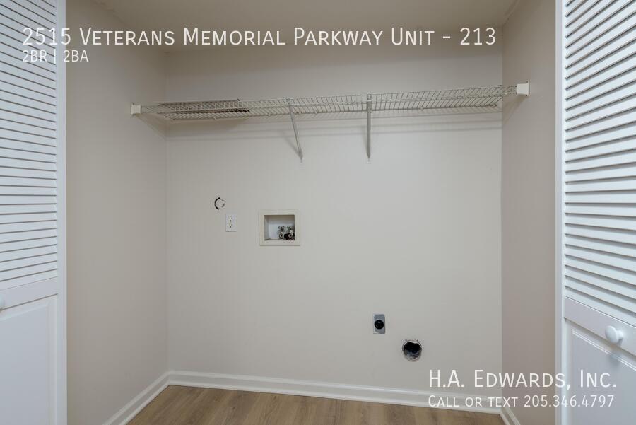 Emory Woods Unit 213 property image