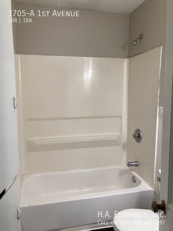 1705 1st Avenue property image