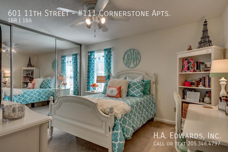 601 11th Street #111 Cornerstone Apts. Tuscaloosa, AL 35401 | H.A. Edwards