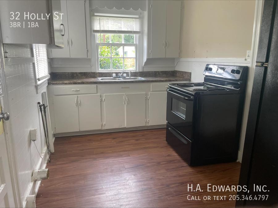 32 Holly Street property image