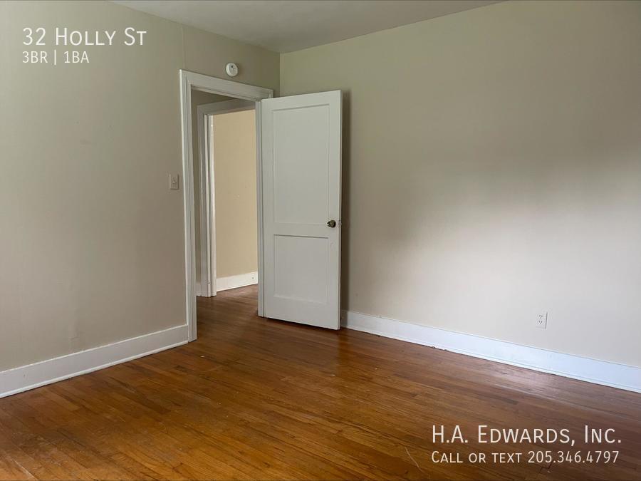 32 Holly Street property image