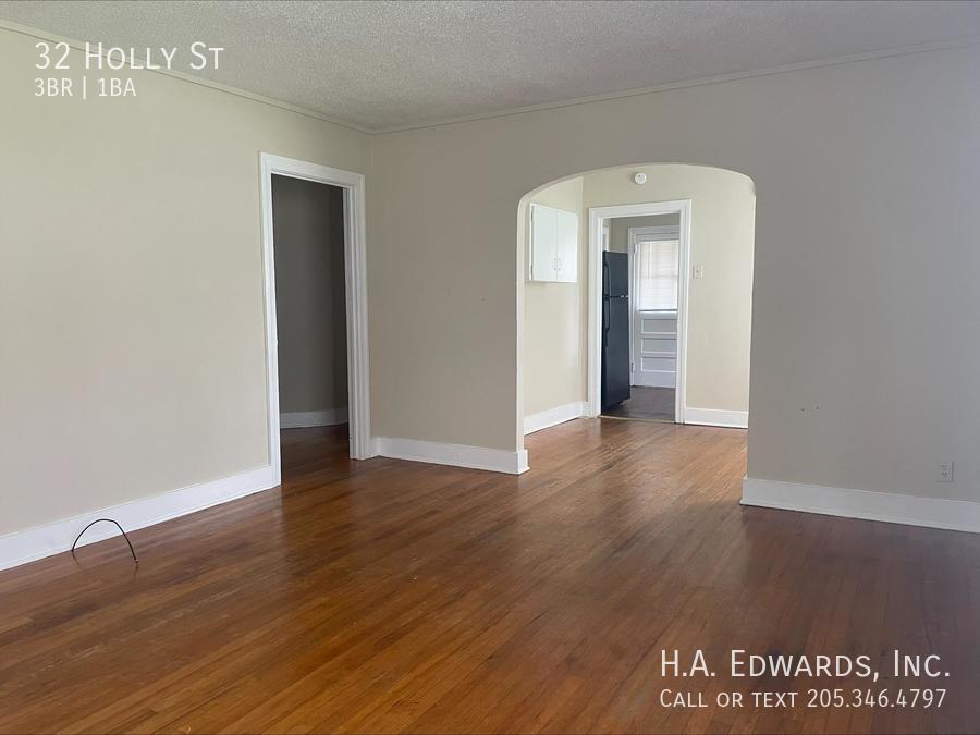 32 Holly Street property image