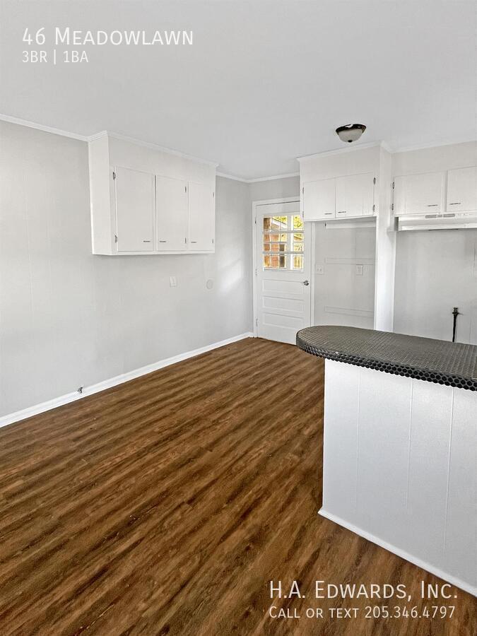 46 Meadowlawn property image