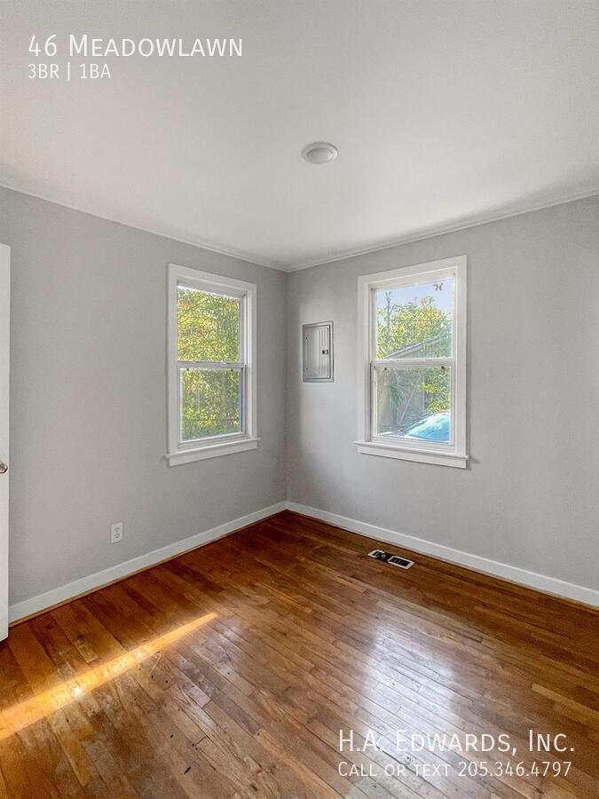 46 Meadowlawn property image