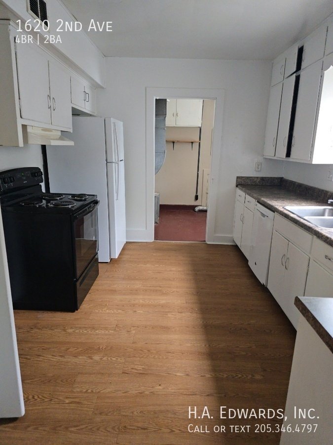 1620 2nd Ave property image