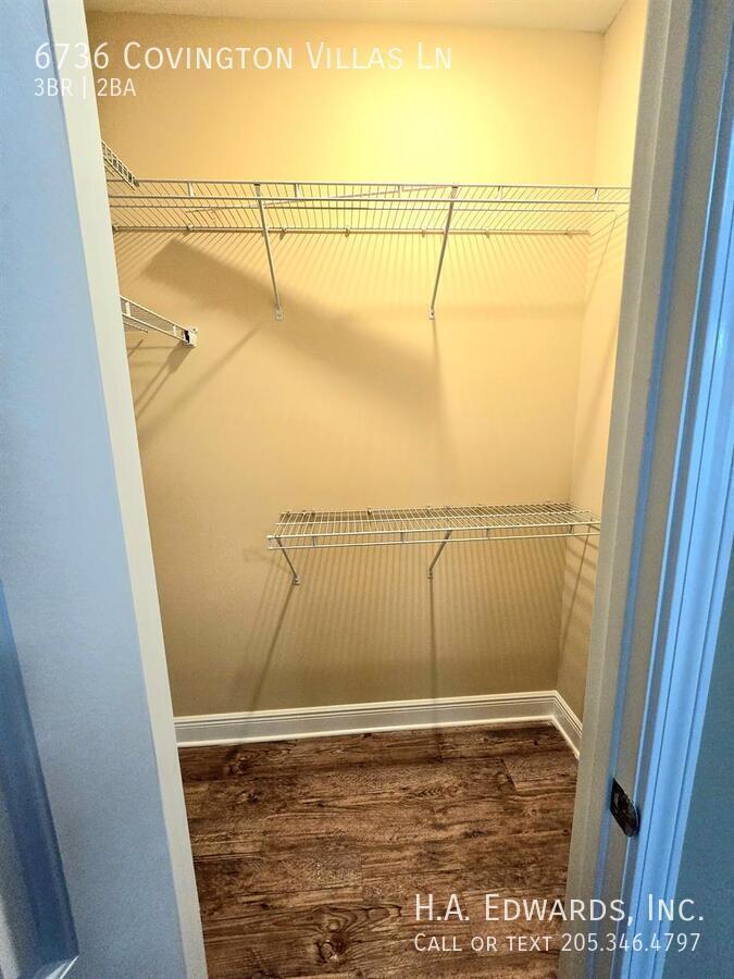 6736 Covington Villas Ln property image