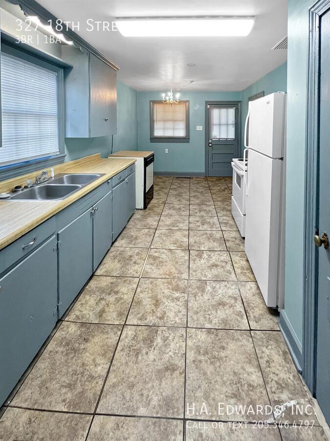 327 18th Street property image