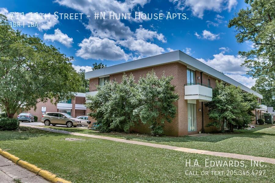 Hunt House Apartments property image