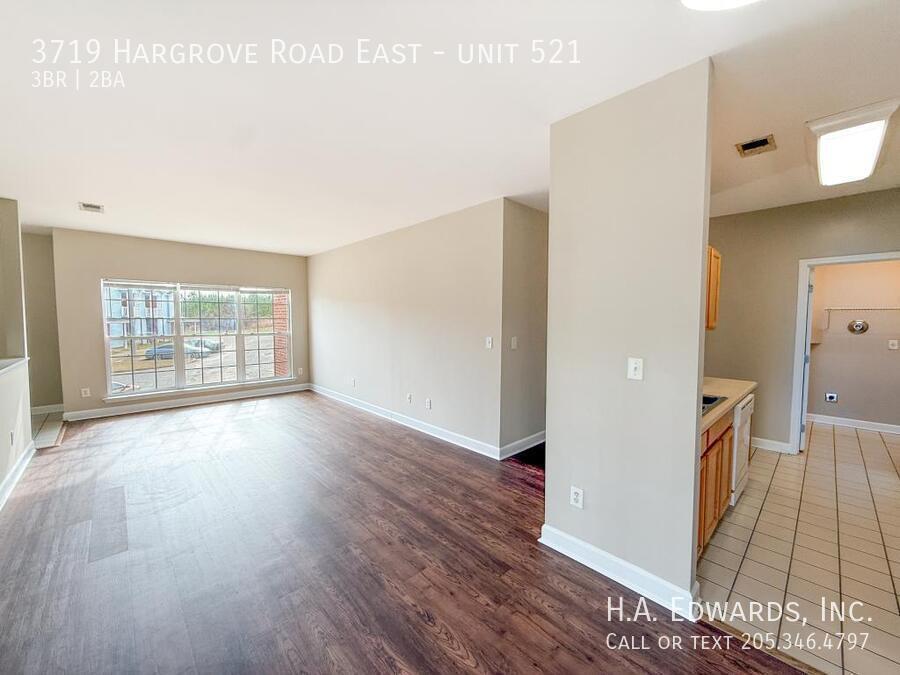 3719 Hargrove Road East property image