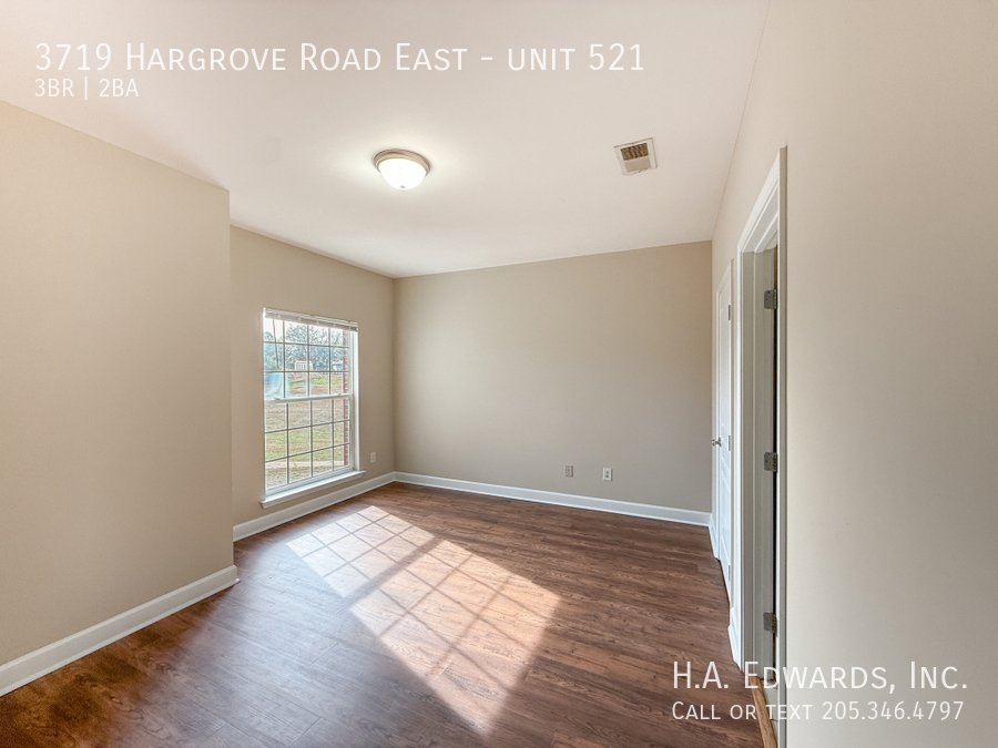 3719 Hargrove Road East property image
