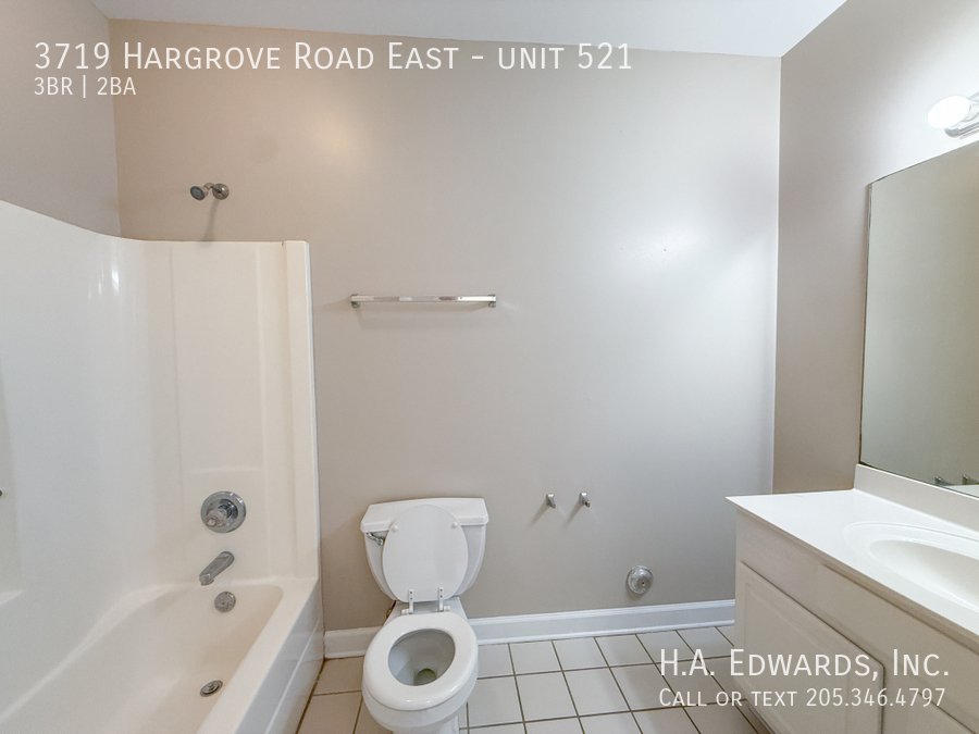 3719 Hargrove Road East property image