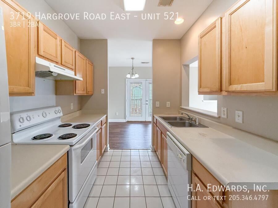 3719 Hargrove Road East property image