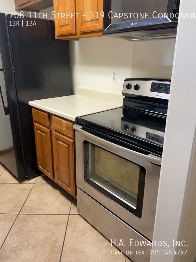 708 11th Street 319 Capstone Condominiums property image