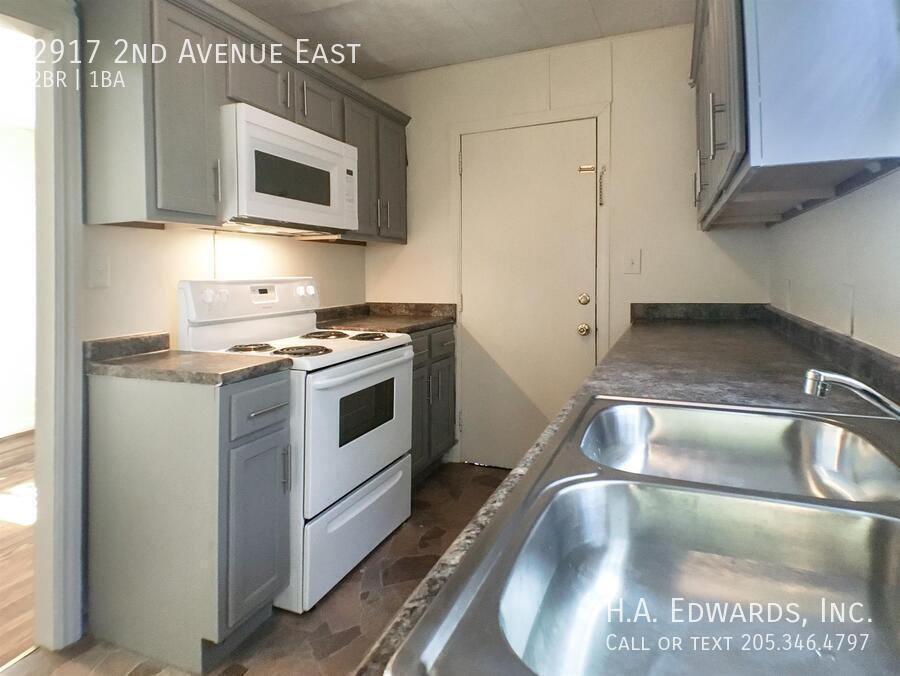 2917 2nd Avenue East property image