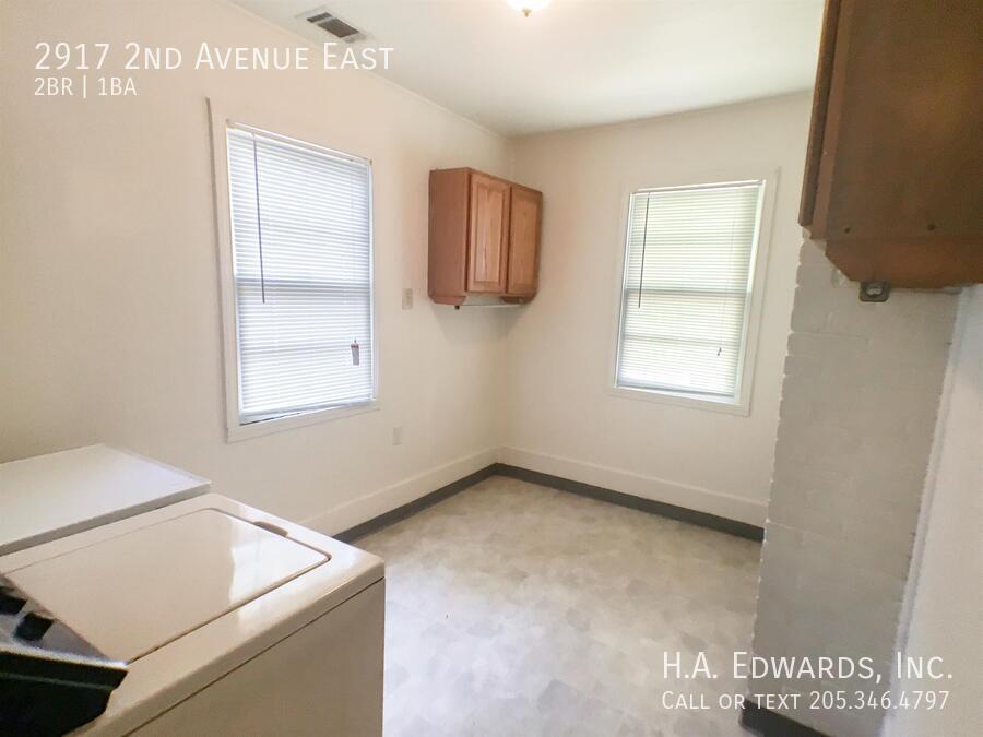 2917 2nd Avenue East property image