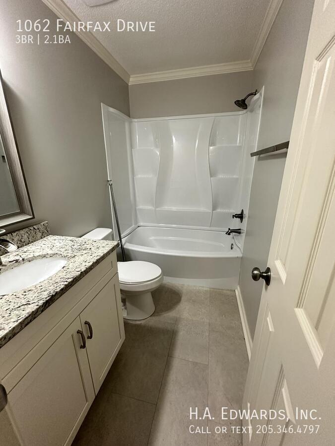 1062 Fairfax Drive property image