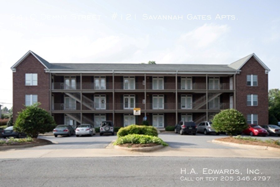 Savannah Gates Apartments property image