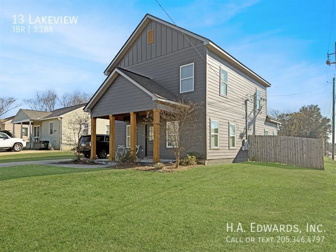 13 Lakeview property image