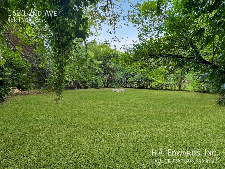 1620 2nd Ave property image