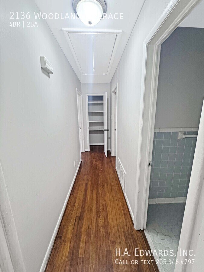 2136 Woodland Terrace property image