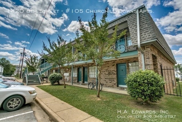 Churchill Downs Apartments property image