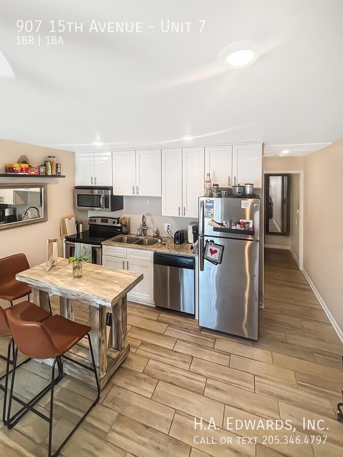 907 15th Avenue Unit 7 property image