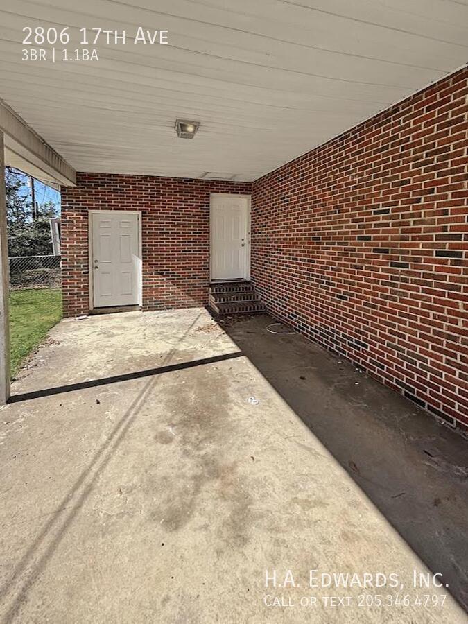 2806 17th Ave property image