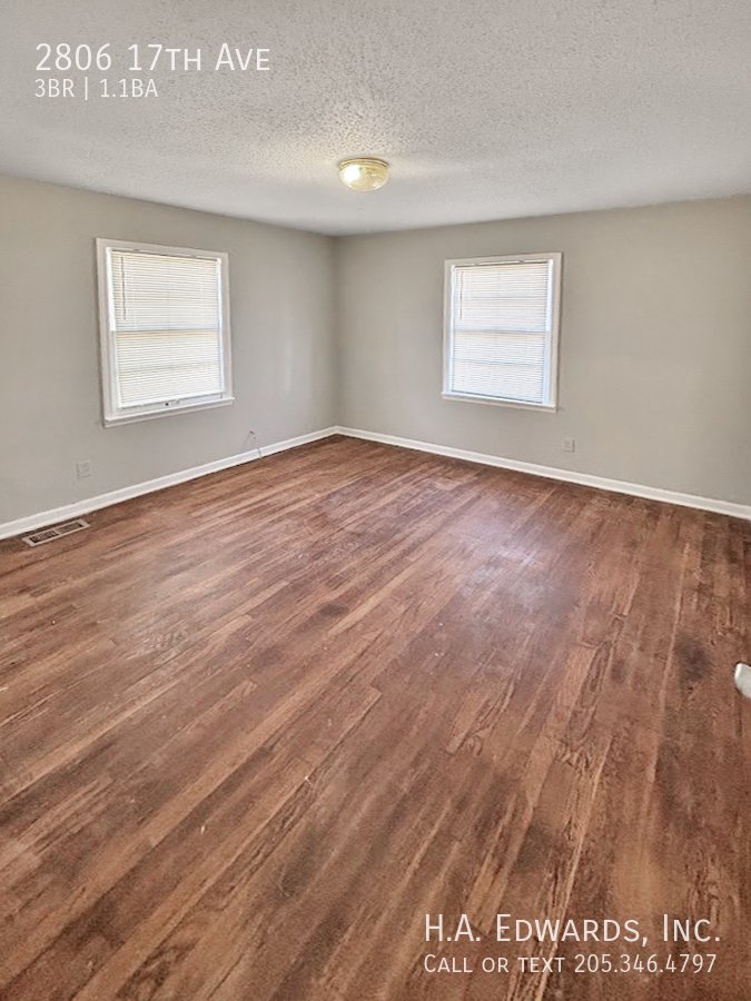 2806 17th Ave property image