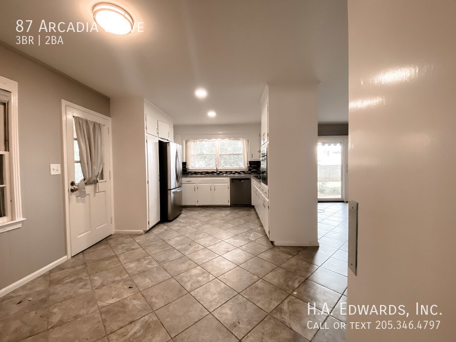 87 Arcadia Drive property image