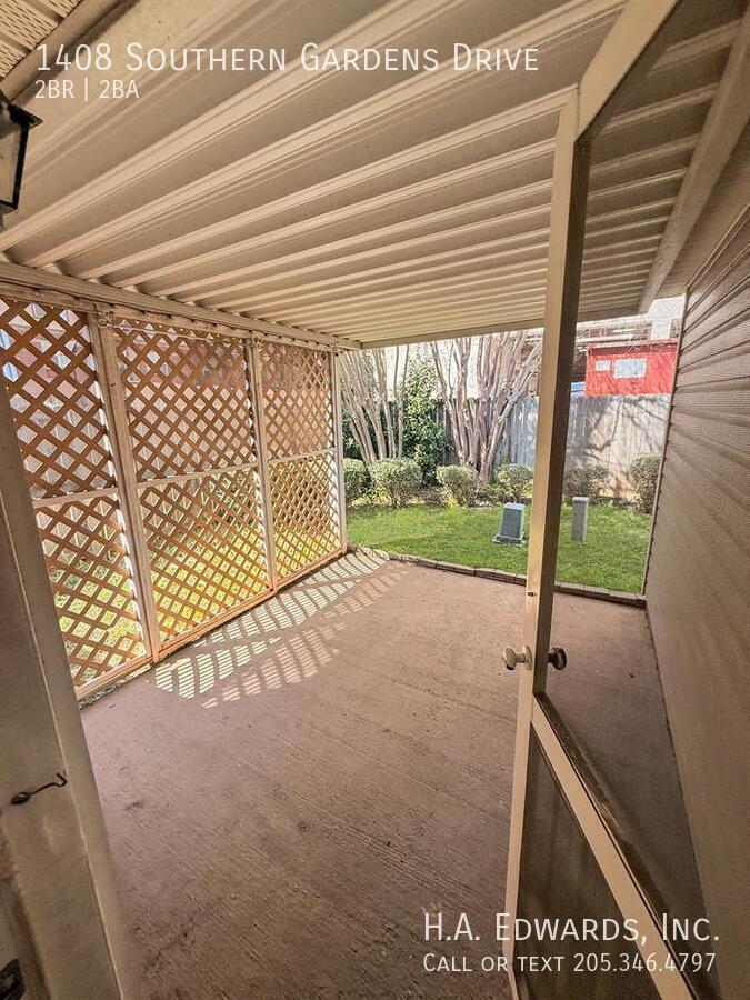 1408 Southern Gardens Drive property image