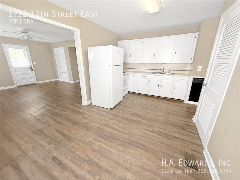 1722 13th Street East property image