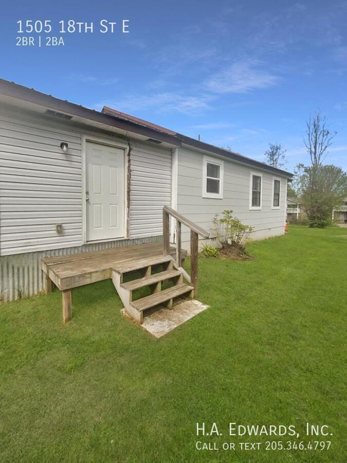 1505 18th St E property image