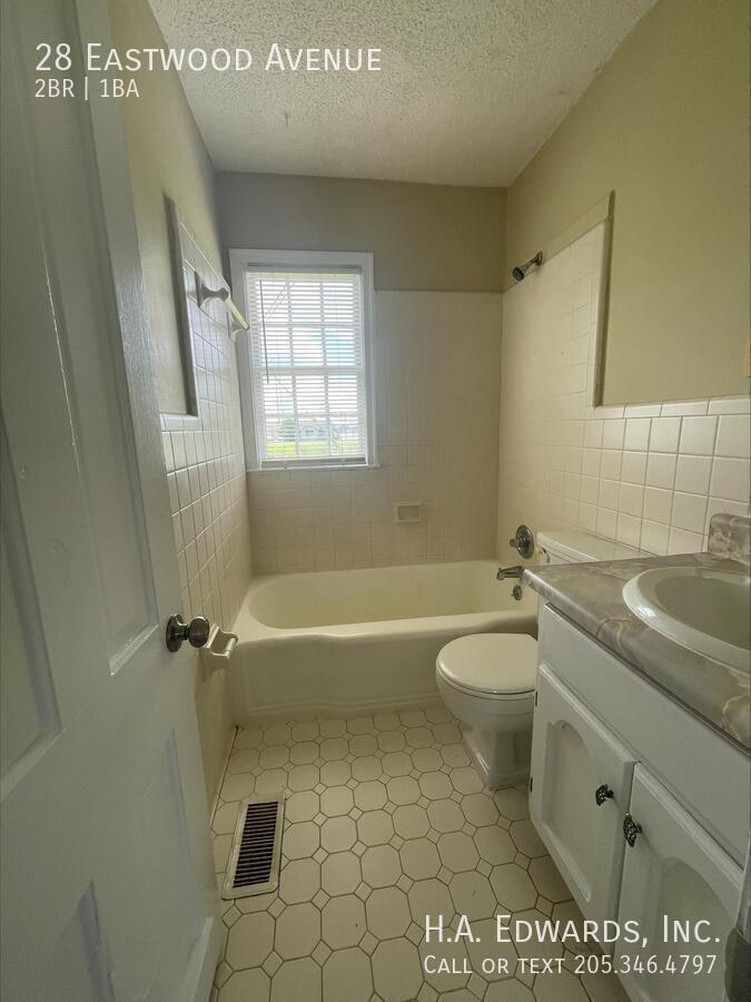 28 Eastwood Avenue property image