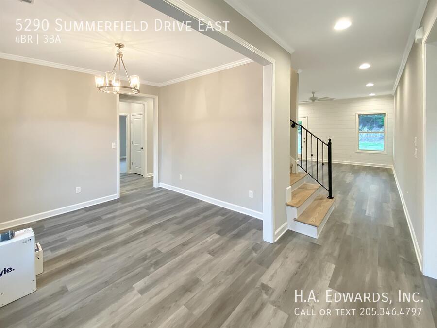 5290 Summerfield Drive East property image