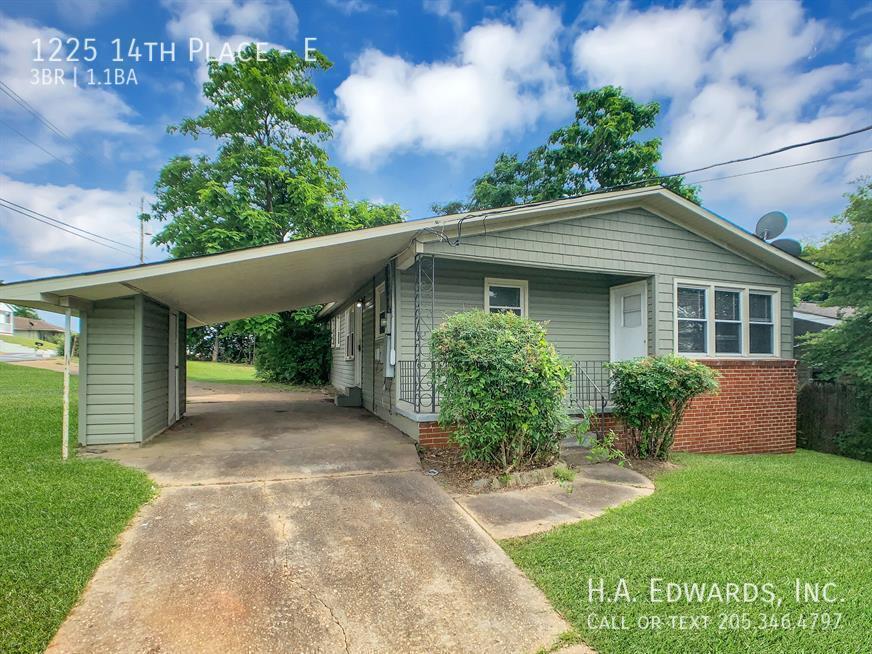 1225 14th Place E property image