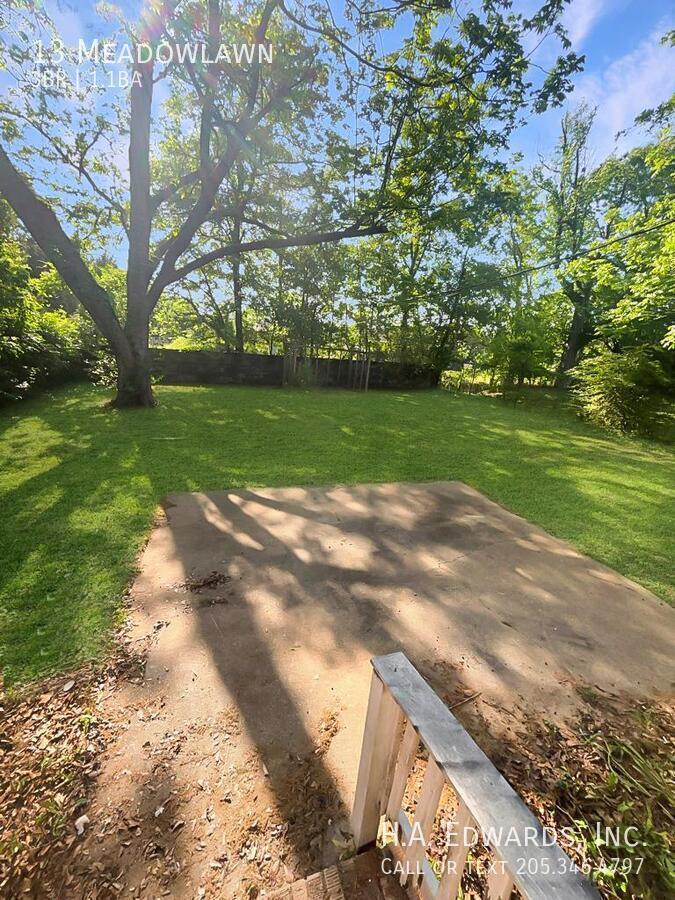 13 Meadowlawn property image